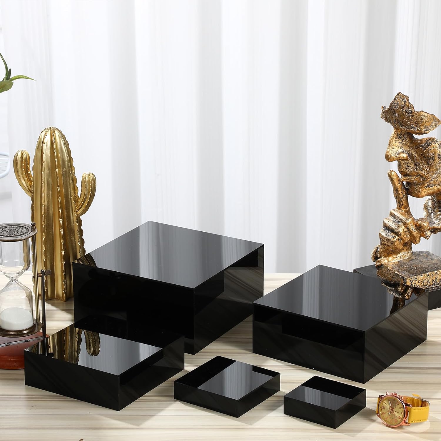Geelin 8 Pack Acrylic Cube Risers with Hollow Bottoms