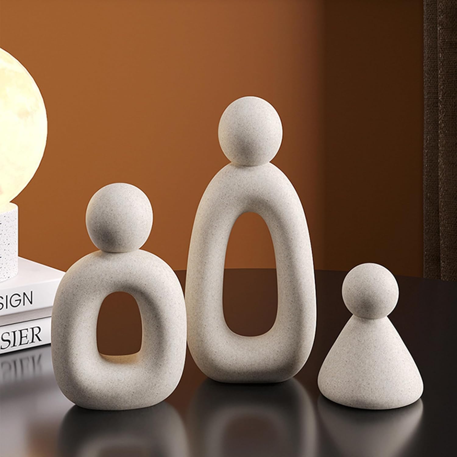 Suruim Modern Family Figurines Set of 3 Grey